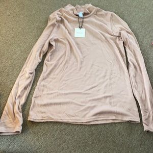 Women’s long sleeve sweater